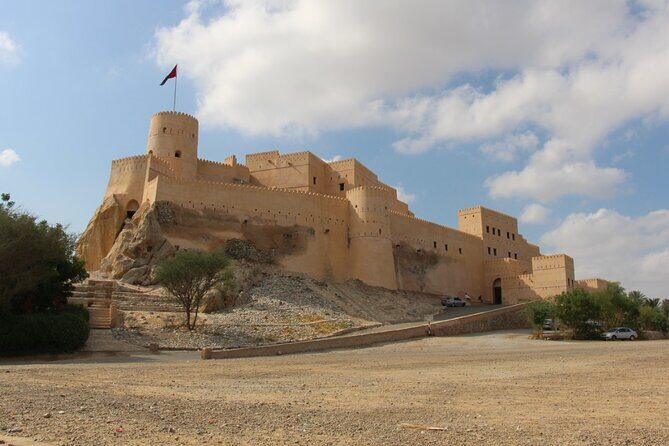 Private Sultan Qaboos Grand Mosque-Nakhal Fort-Wakan Village - Full Day Tour - Price and value: what $176 buys you