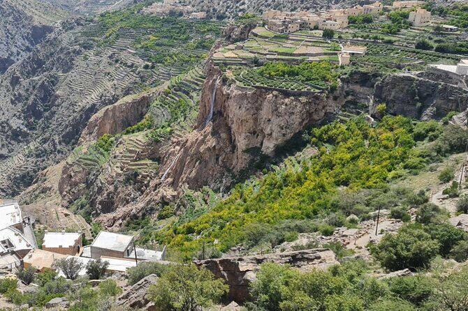 Private Transfer from Muscat to Jebel Akhdar by 4WD Car - The Transfer Ride: What to Expect in the Moment