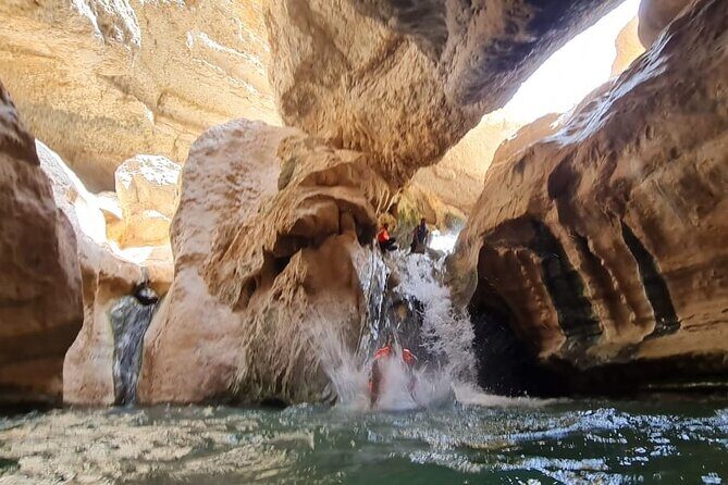 Private Wadi Shab - Ras Al Hadd Overnight - 2 Days Tours - What kind of traveler should book this?