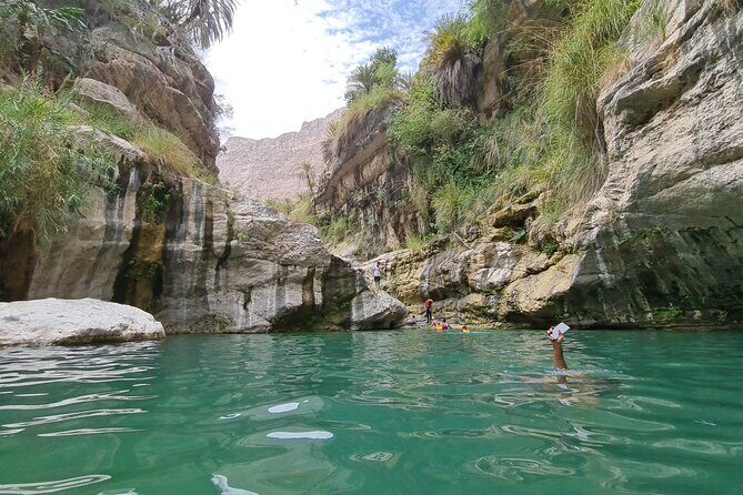 Private Wadi Tiwi - Bimmah Sinkhole - White Sand Beach - Full Day Tour - Included vs. Not Included: Plan Your Food Like a Pro
