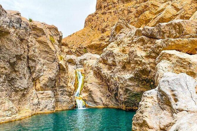 Private Wahiba Sand Desert and Wadi Hawar - Full Day Tours - Bedouin House Visit: Coffee, Dates, and a Human Pace