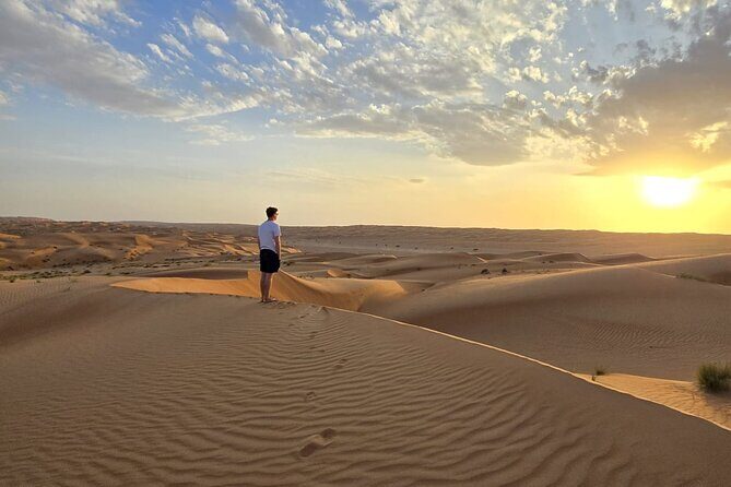 Private Watching Sunrise in the Desert - Early Morning Tour - Wahiba Sands Sunrise at 4:00 AM: Why this start time matters