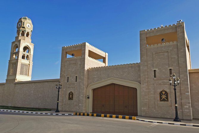 Salalah City and East Tour Combo (Darbat falls, Razat spring) - Sultan Qaboos Mosque: Your first look at Salalah’s scale and style