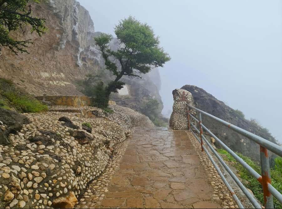 Salalah: Half-Day Guided Tour to Wadi Darbat & Mount Samhan - Mount Samhan Summit Views Over Jabal Samhan Nature Reserve