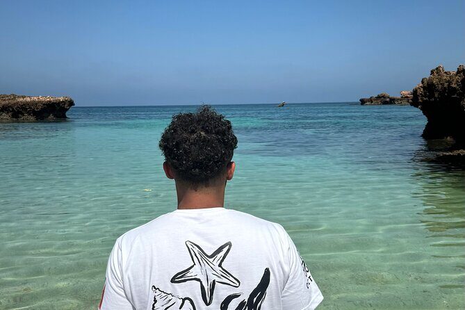 Scuba Diving in muscat - Snacks, Water, and Photo Options: Keep the Day Comfortable
