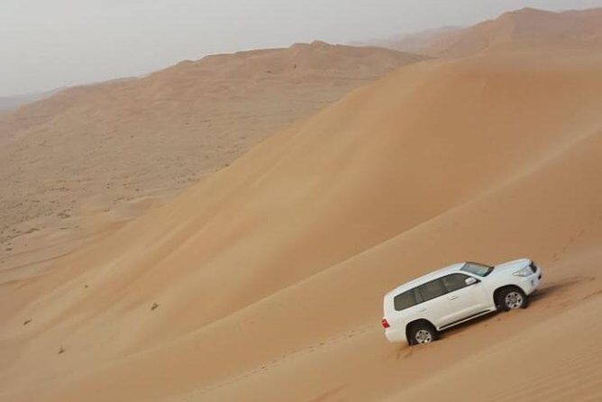 Sunset Desert Safari Salalah Tour in Rub Al Khali - Empty Quarter - What to pack (and what to skip) for dunes and wind