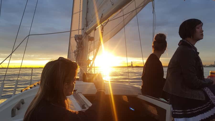 Sunset Dhow Cruise - The sunset moment: best light, camera timing, and wind reality