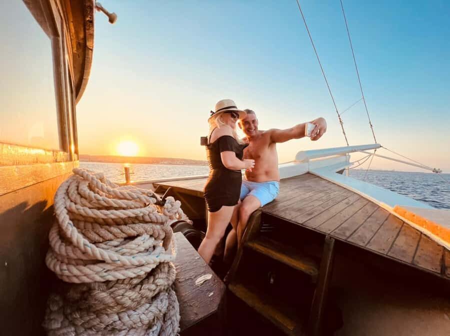 Sunset Dhow Cruise - Who should book this cruise (and who should skip it)