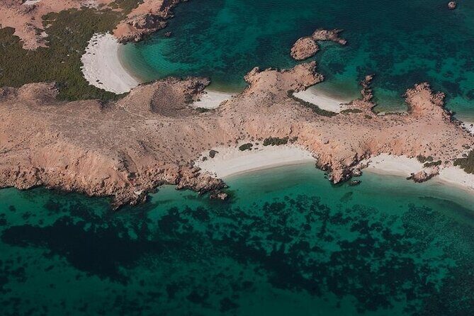 The Jewel of Muscat Sea, Daymaniyat Islands - Stop inside the nature reserve: Al Jabal Al Kabeer and what it means for your day