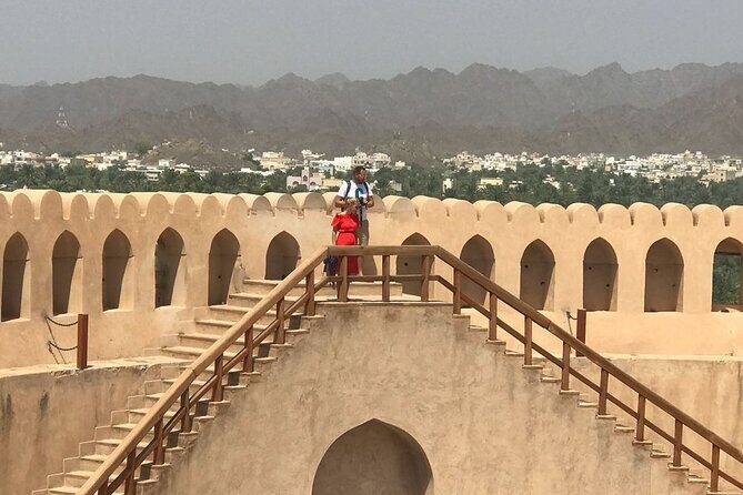 Tour Arwa 3 Days-2 Nights, Oman Tours Package - Wadi Bani Khalid: Swimming Pools in a Canyon Setting