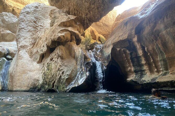 Visit wadishab full day from Musact - White Sand Beach: a 1-hour cooldown with the famous cave photo