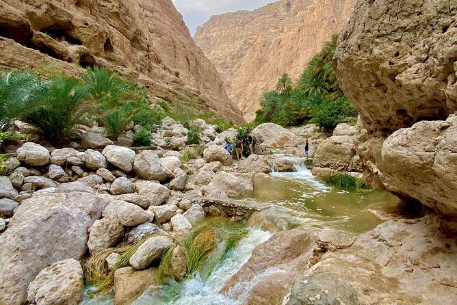 Wadi Shab and Bimmah Sinkhole Full Day Tour - Key Things I’d Prioritize on This Tour
