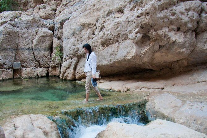 Wadi Shab full day tour (Muscat tours):Oman Shore excursions - Value and price: what $200 buys you in real terms