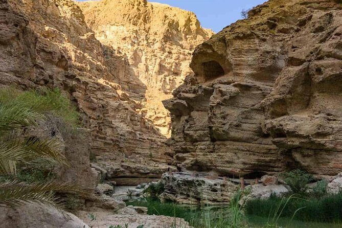 Wadi Shab full day tour (Muscat tours):Oman Shore excursions - Who should book this Wadi Shab day tour—and who might pass