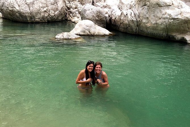 Wadi Shab full day tour (Muscat tours):Oman Shore excursions - The full-day rhythm: drive south, quick stops, then the wadi