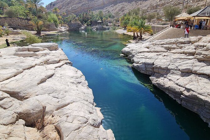 Wahiba Sand Desert-Bedouin House-Wadi Bani Khalid - Full Day Tour - The lunch reality: plan for food that isn’t included