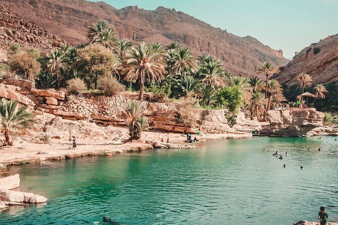 Wahiba Sands And Wadi Bani Khalid - What you should pack and how to handle the day