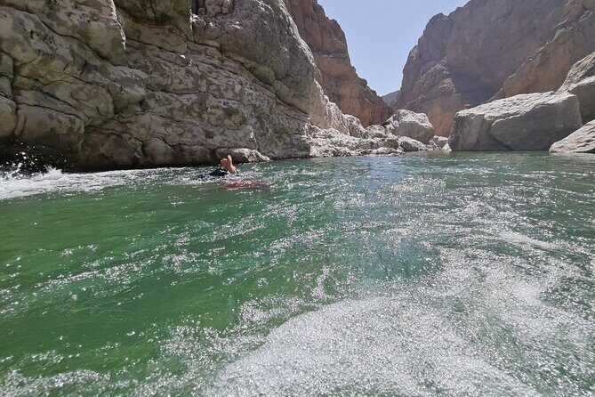 Wahiba Sands Desert and Wadi Hawar Private Tour - Getting from Muscat: early start, 4WD ride, and a smooth handoff