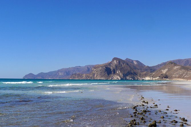 West Coast Mountains and Beaches (Fazayah beach + Shaat cliff) - Shaat View Point: An 800-Metre Cliff for Photo Ops and Wide Views
